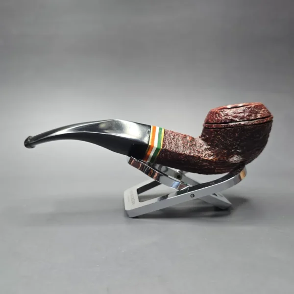 Peterson 2026 St Patrick's Day 80s Sandblasted Bent Bulldog Briar Pipe, New - Image 5