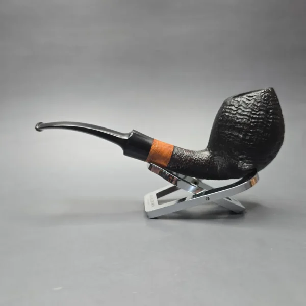 WO Larsen Straight Grain Large Sandblasted Egg Estate Briar Pipe, Danish Estates - Image 4