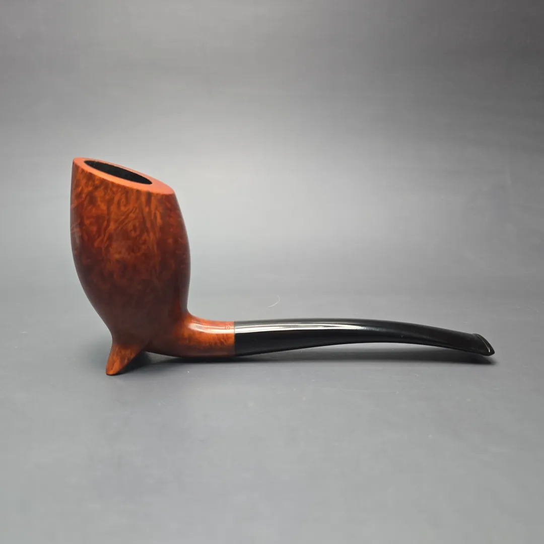 W.O. Larsen Select 49 Smooth Walrus Sitter (Unsmoked Estate) - Image 2