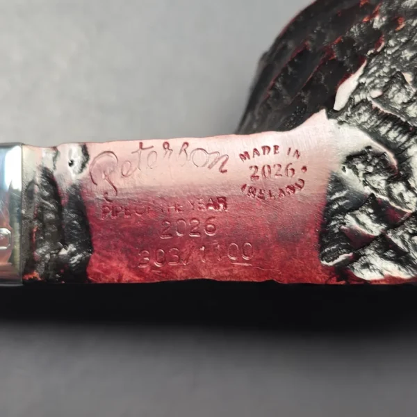 Peterson 2026 Pipe of the Year Rusticated "Large Squat Cad" Bulldog with Silver (New) - Image 10