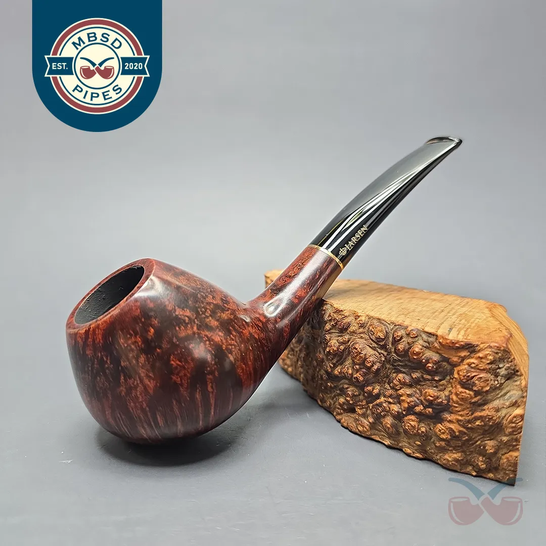 W.O. Larsen 87 Smooth Diplomat with Brass (Estate)