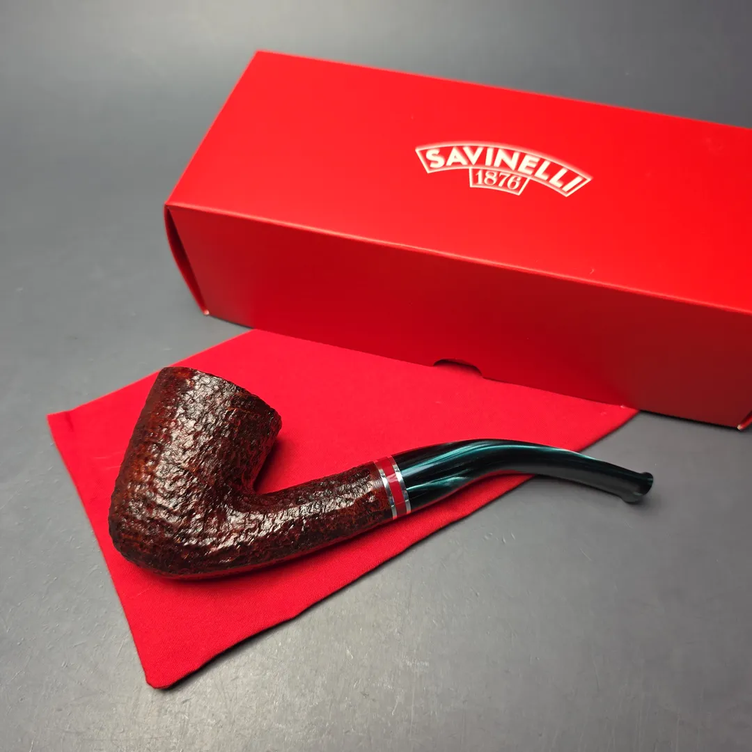 Savinelli 2026 Saint Nicholas 611 Rusticated Bent Dublin (6mm) (New) - Image 2
