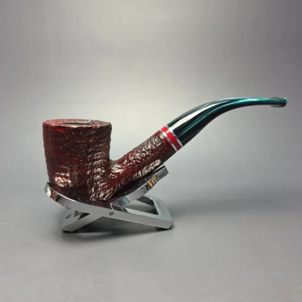 Savinelli 2026 Saint Nicholas 611 Rusticated Bent Dublin (6mm) (New) - Image 3