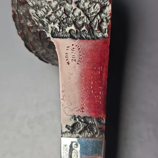 Peterson 2026 Pipe of the Year Rusticated "Large Squat Cad" Bulldog with Silver (New) - Image 10