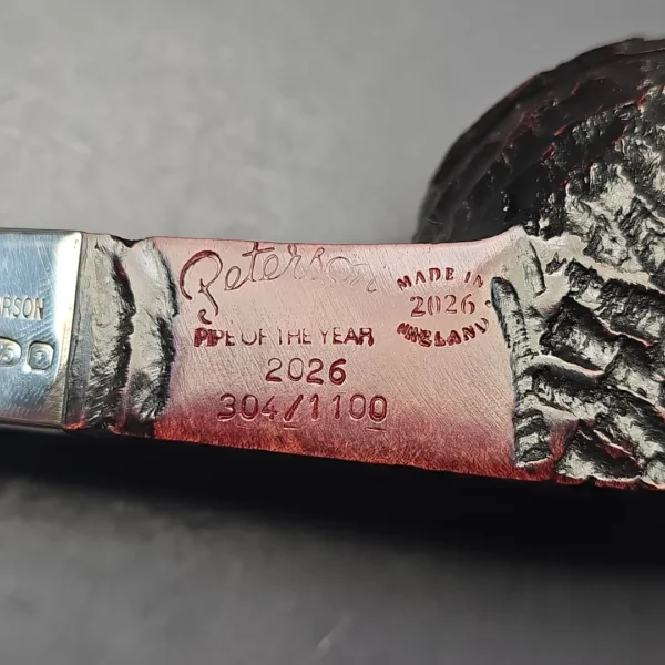 Peterson 2026 Pipe of the Year Rusticated "Large Squat Cad" Bulldog with Silver (New) - Image 10