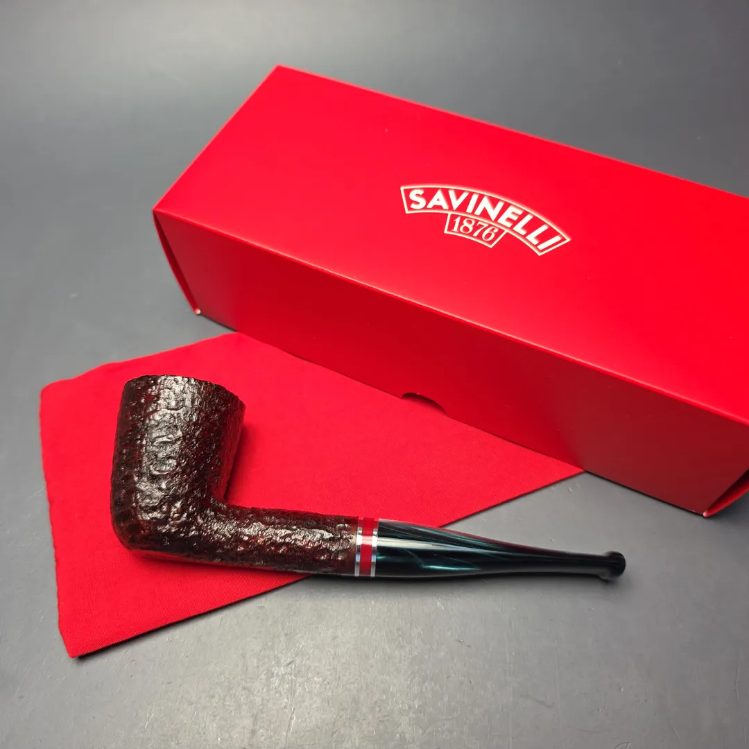 Savinelli 2026 Saint Nicholas 409 Rusticated Dublin (6mm) (New) - Image 2