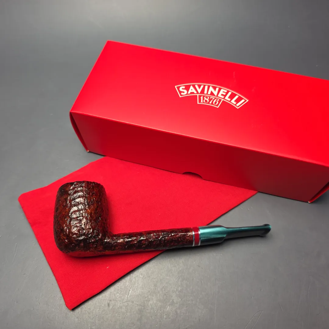 Savinelli 2026 Saint Nicholas 806 Rusticated Lumberman (6mm) (New) - Image 2
