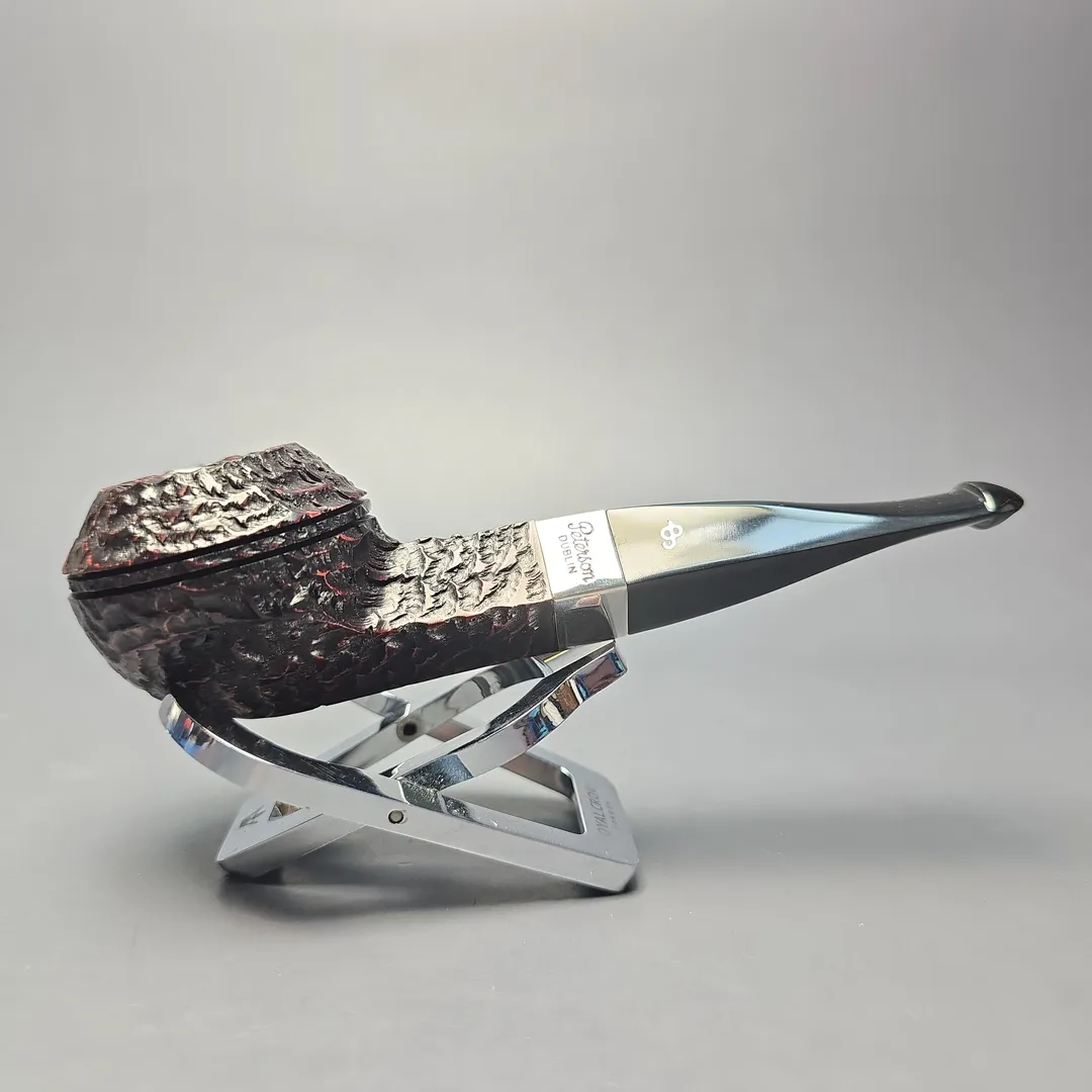 Peterson 2026 Pipe of the Year Rusticated "Large Squat Cad" Bulldog with Silver (New) - Image 2