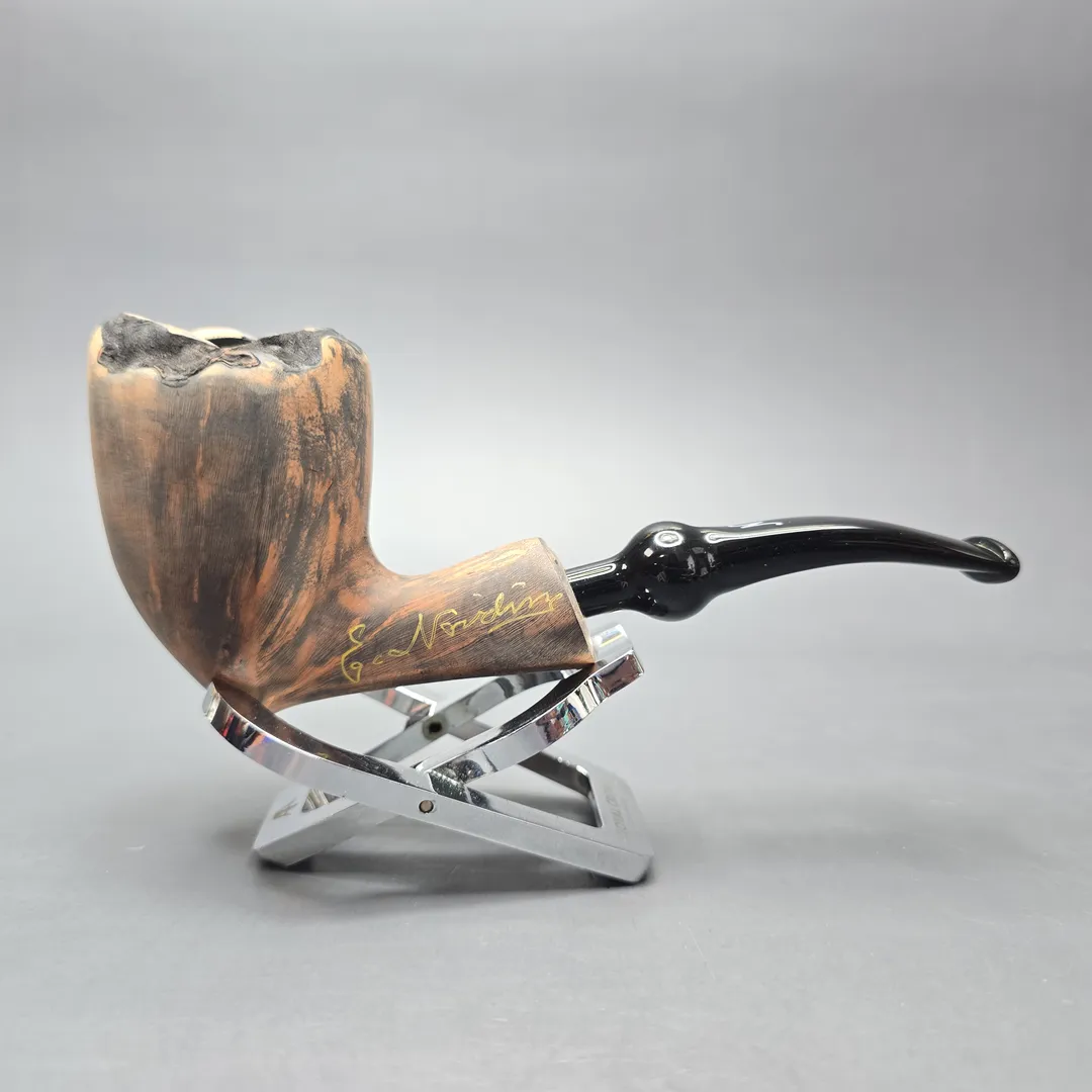 Nording Signature Black Grain Smooth Freehand (Unsmoked Estate) - Image 2