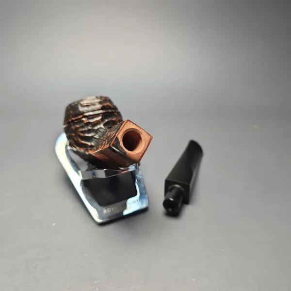 Peterson Aran 150 Rusticated Bulldog (New) - Image 13