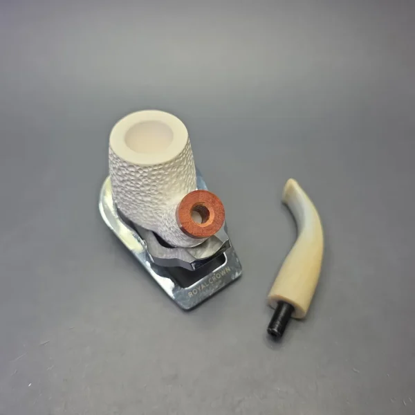MBSD Meerschaum Deluxe Rusticated Oom Paul with Briar-Mortise (New) - Image 9