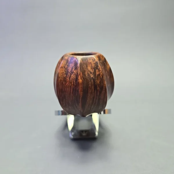 Castello (2023) Tradmark (KKKK) (Pi) Smooth Spiral Carved Apple (Estate) - Image 3
