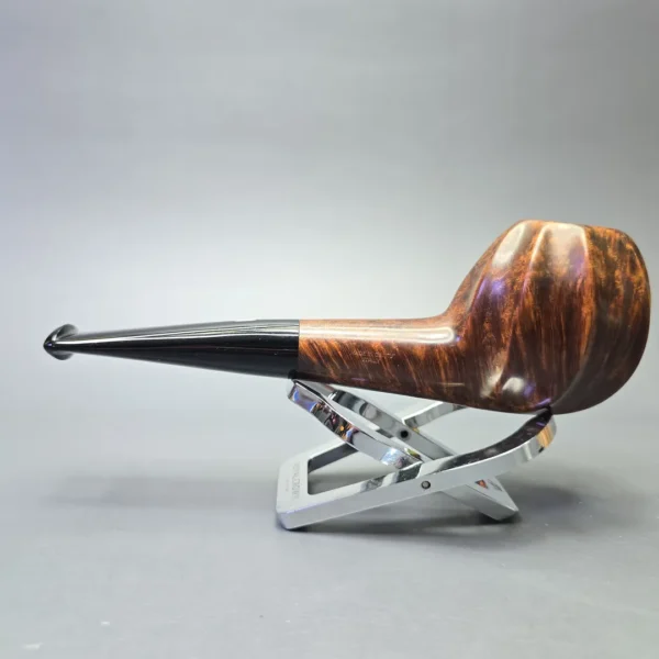 Castello (2023) Tradmark (KKKK) (Pi) Smooth Spiral Carved Apple (Estate) - Image 4