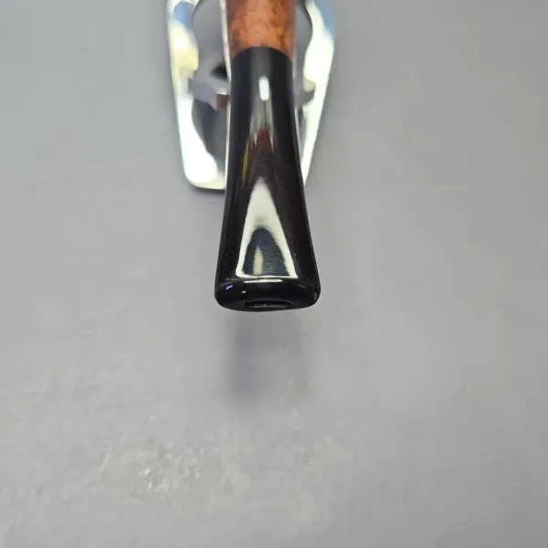 Castello (2023) Tradmark (KKKK) (Pi) Smooth Spiral Carved Apple (Estate) - Image 5