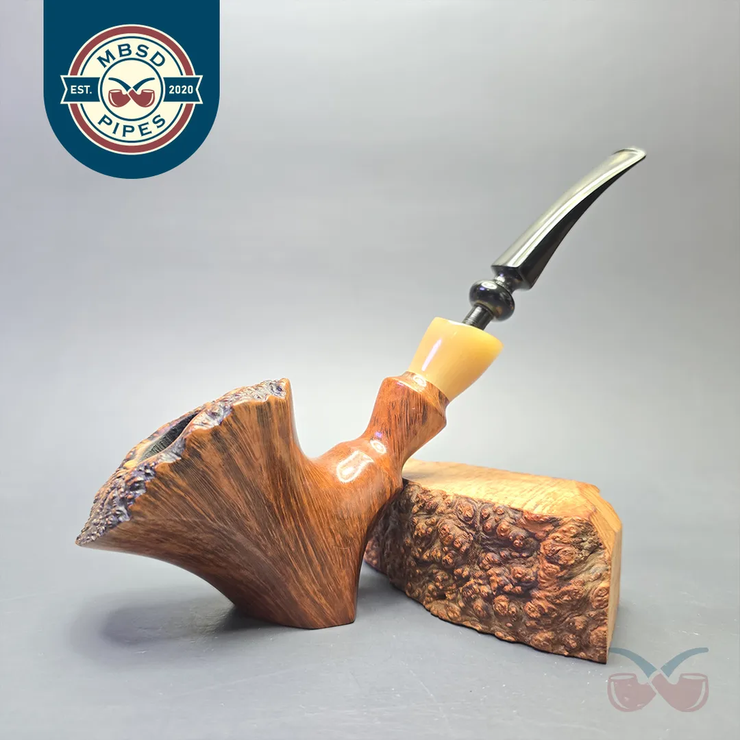 Preben Holm Hand Cut (5) Magnum Smooth Freehand Sitter with Horn (Unsmoked Estate)