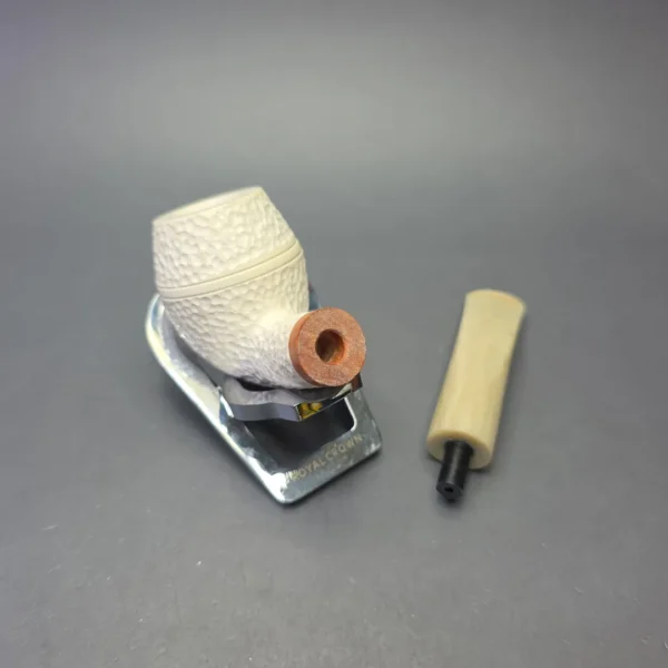 MBSD Meerschaum Deluxe Rusticated Rhodesian with Briar-Mortise (New) - Image 10