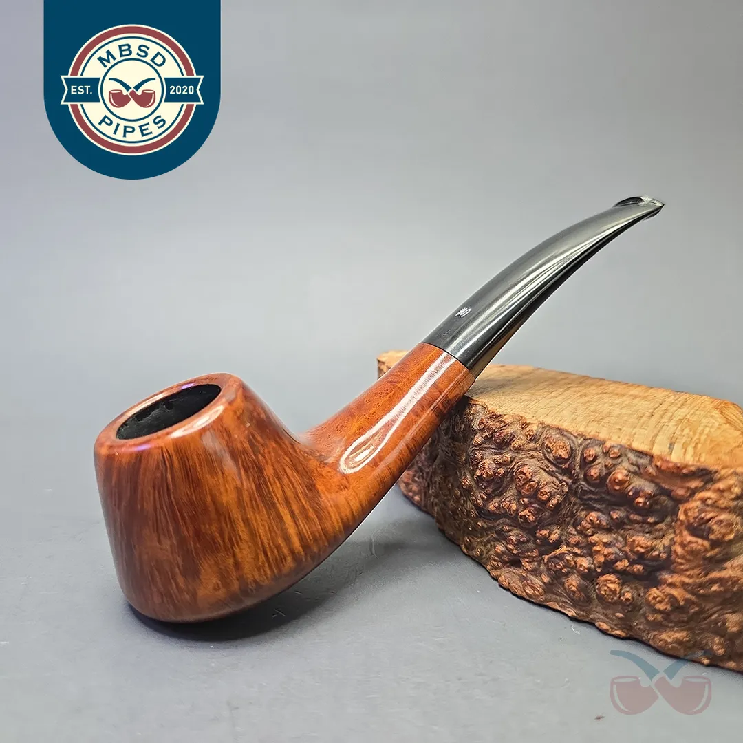 Stanwell (Reg. Era; c.1960s-70s) Hand Made 70 Smooth Volcano (Estate)