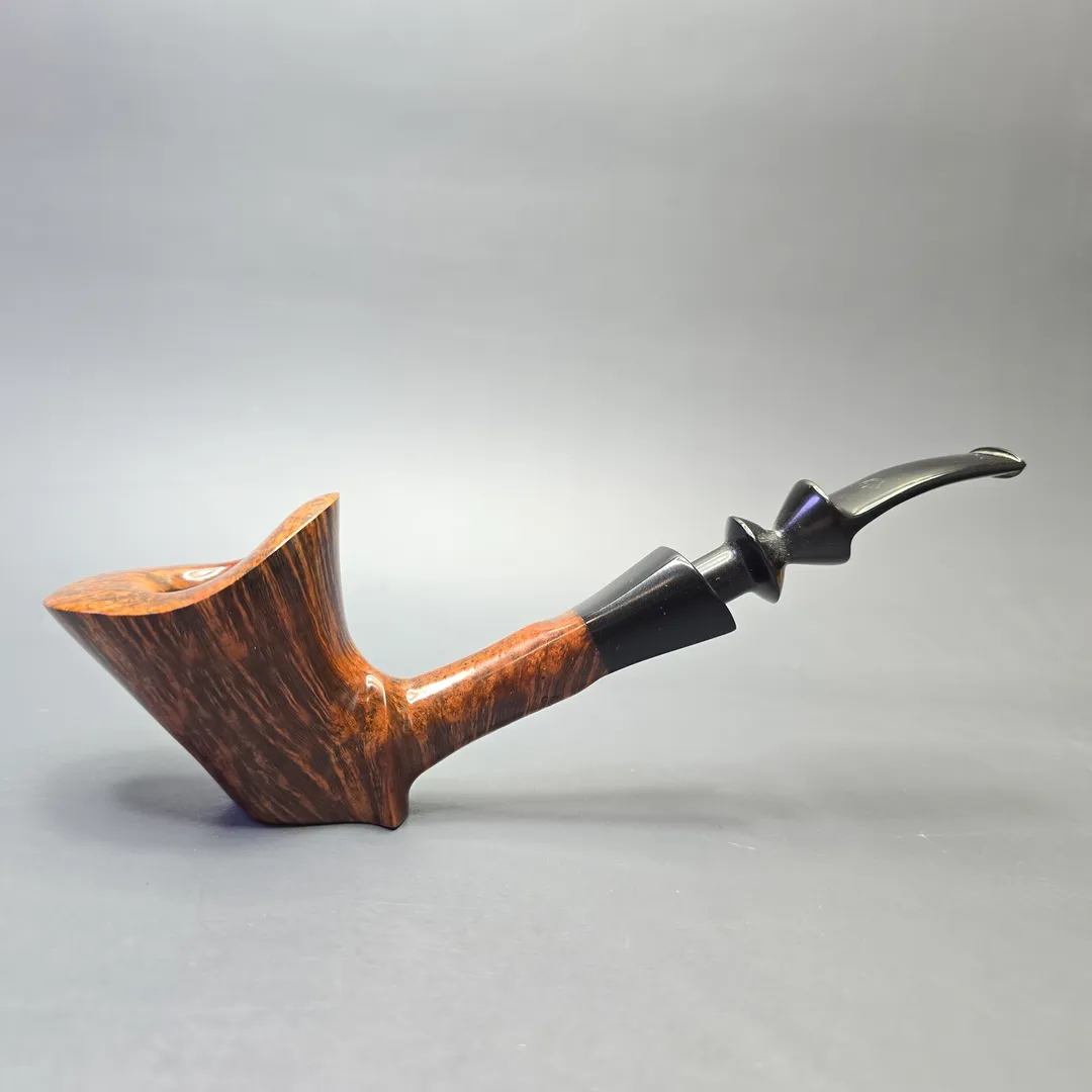Ben Wade (Preben Holm) Nobel Prize 2000 Extra Large Smooth Freehand Sitter with Ebonite Ferrule (Unsmoked Estate) - Image 2