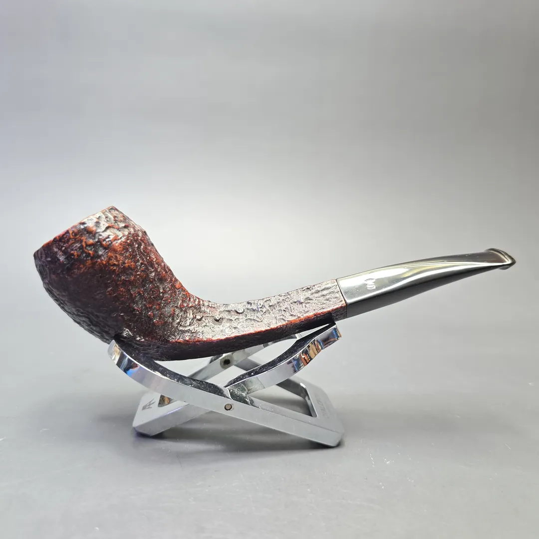 Stanwell (c.1950s-60s) Hand Made 34 Sandblasted Bulldog (Estate) - Image 2