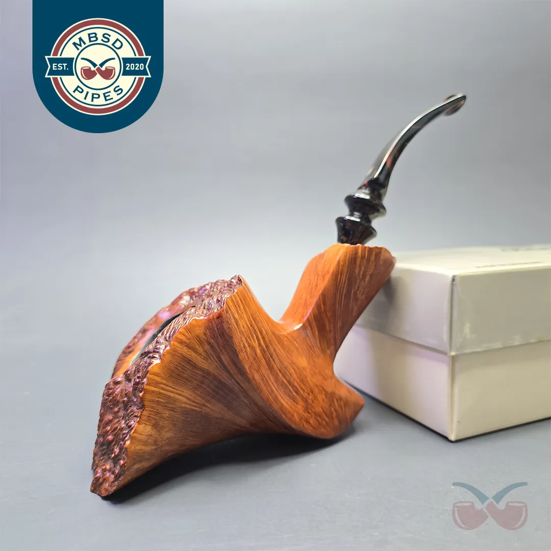 Ben Wade (Preben Holm) Royal Grain Magnum Smooth Freehand Sitter (Unsmoked Estate)