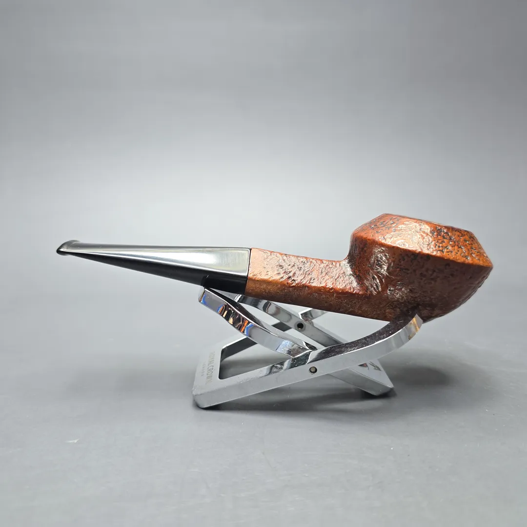 dunhill限定アート　M. Smidy作 Dunhill (1970) Tanshell Sandblasted Squat Bulldog (Estate) - MBSD