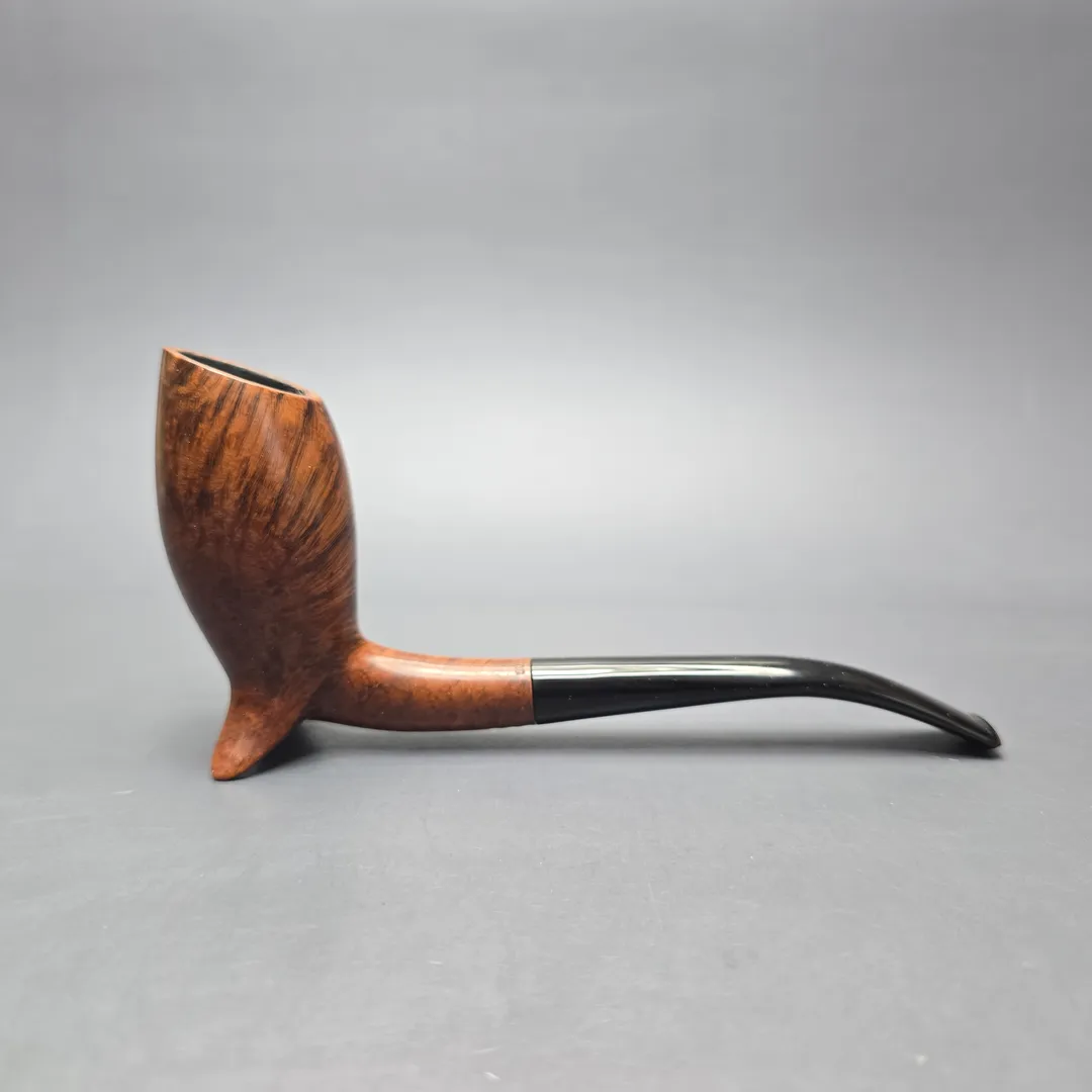 W.O. Larsen Super 49 Smooth Walrus Sitter (Estate) - Image 2