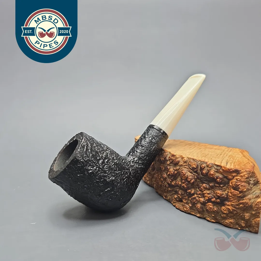 BriarWorks Classic C22 Black Sandblasted Billiard (Estate)