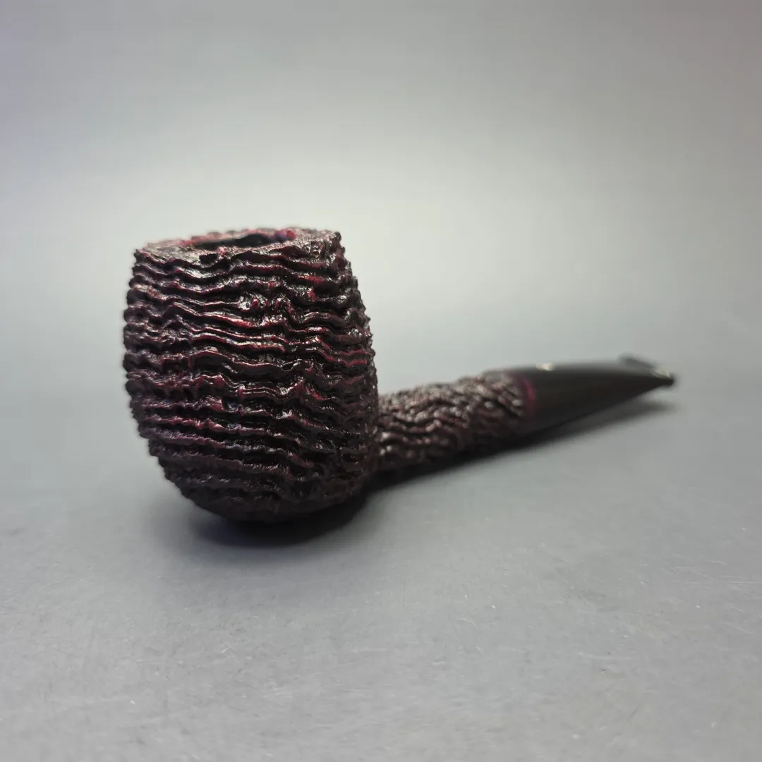 J.T. Cooke (2014) (OGF) Sandblasted Apple (Unsmoked Estate) - Image 2