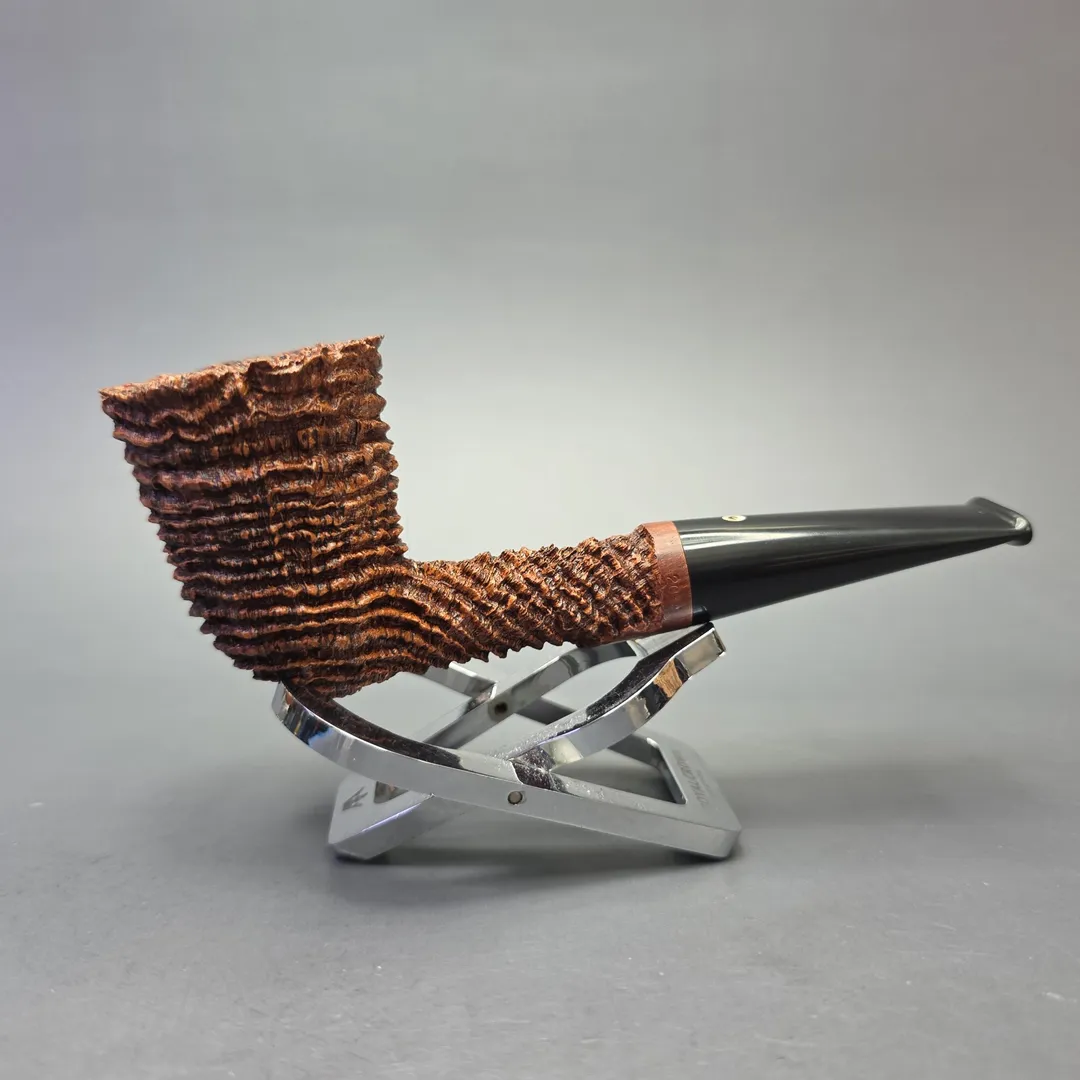 J.T. Cooke (2014) (OKF) Sandblasted Dublin (Unsmoked Estate) - Image 2