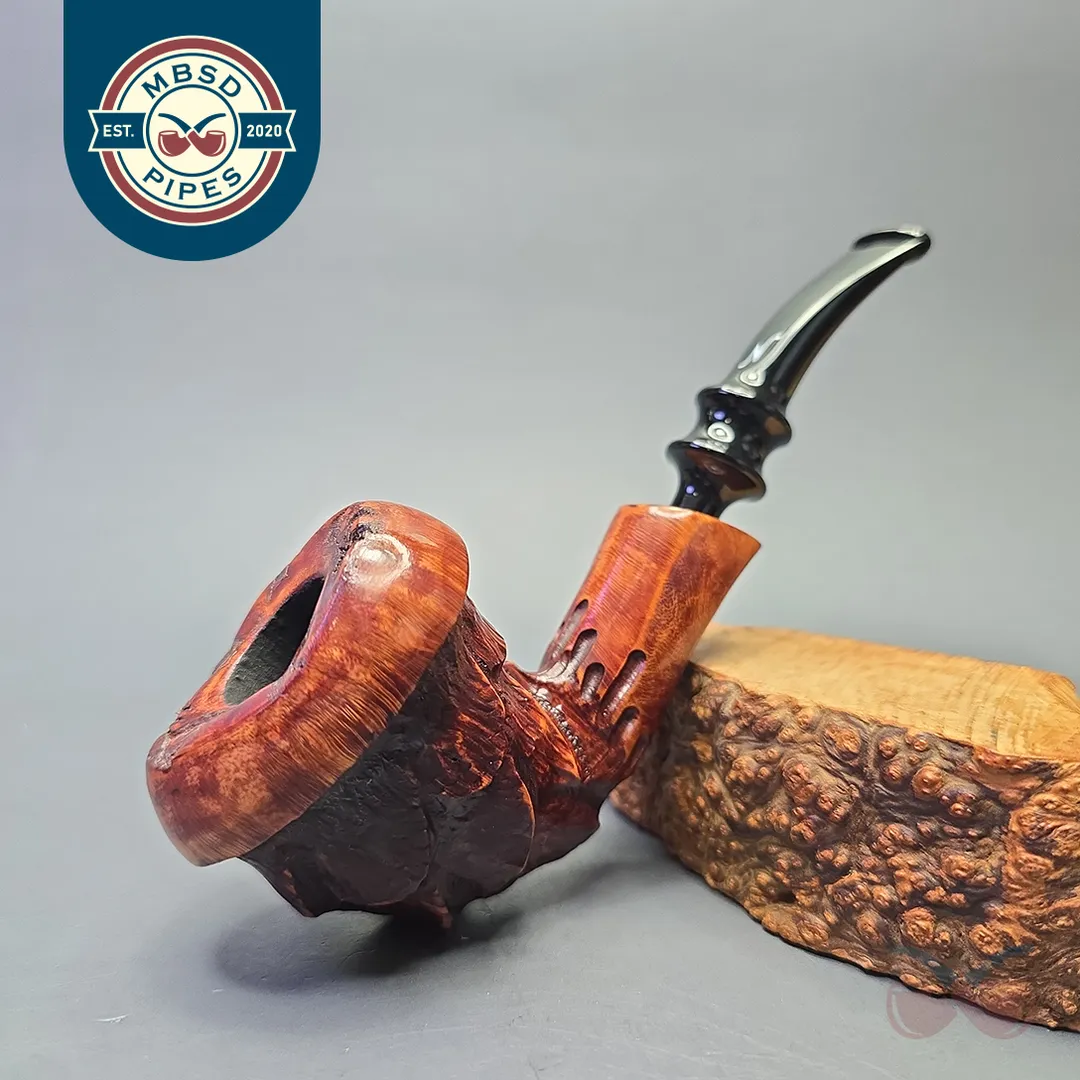 Nording Spruce Cone Partially Rusticated Freehand (Unsmoked Estate)
