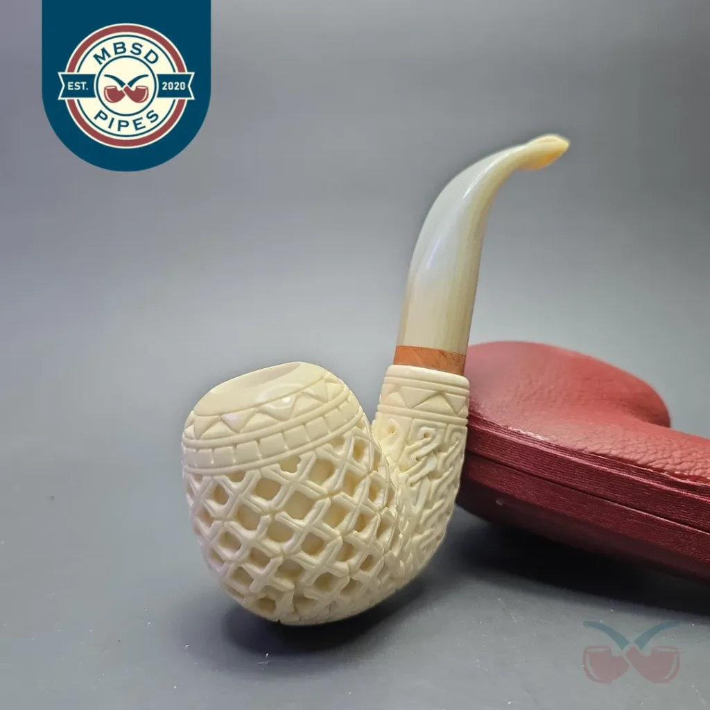 MBSD Meerschaum Deluxe Lattice Carved Egg with Briar-Mortise (New)