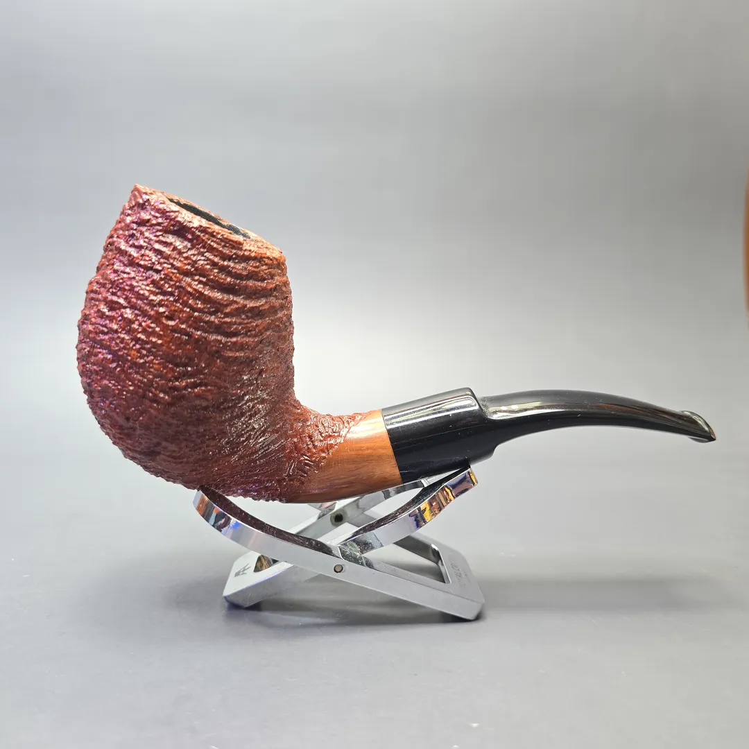 Clarence Mickles (2001) Extra Large Rusticated Egg (Unsmoked Estate) - Image 2
