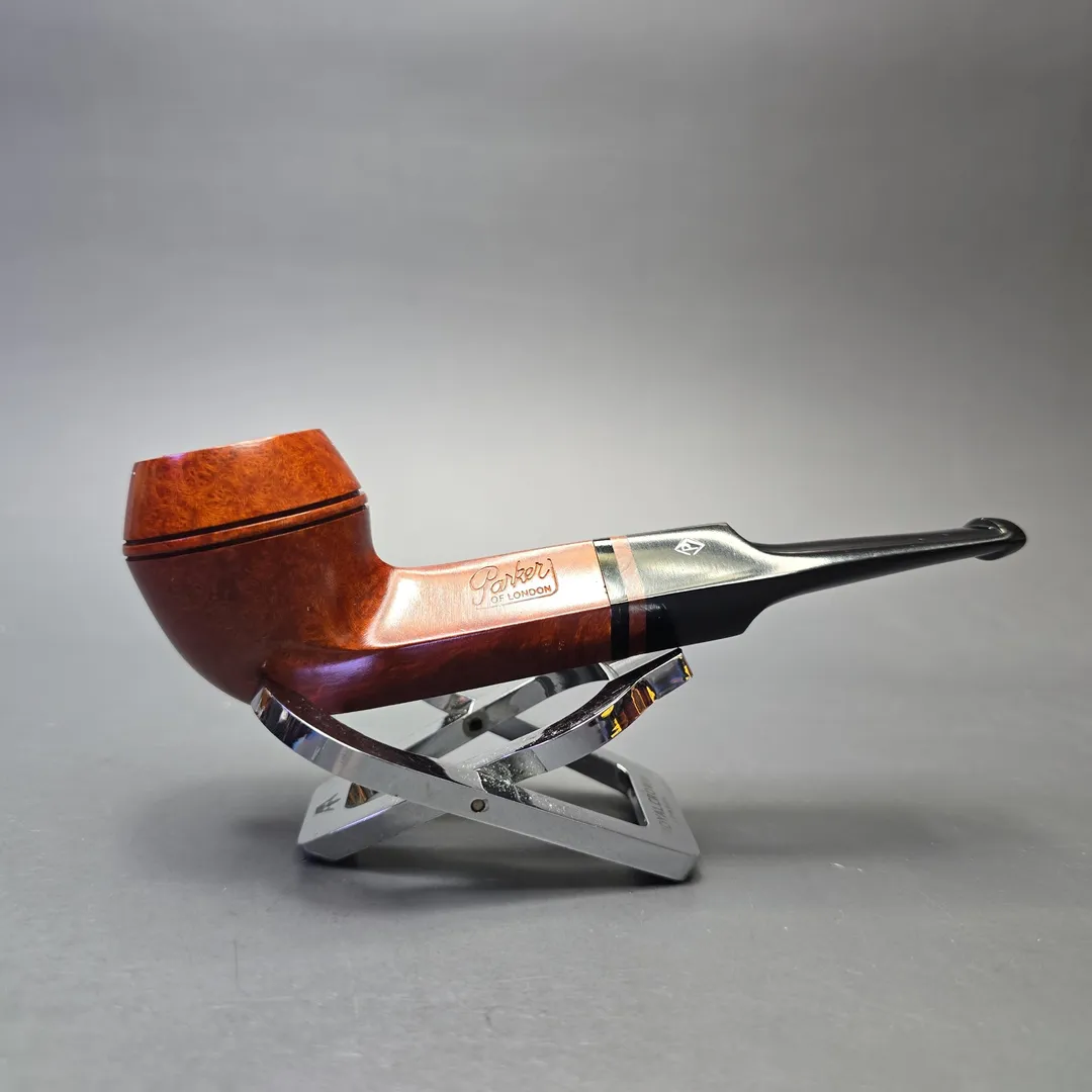 Parker (by Dunhill) Bruyere Smooth Bulldog with Briar Insert (Unsmoked Estate) - Image 2