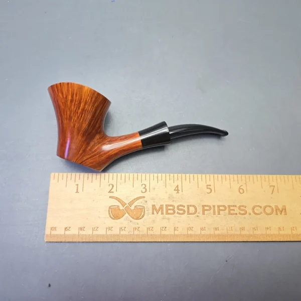 Prominence (Preben Holm) Straight Grain Natural Smooth Freehand Sitter with Vulcanite Mount (Unsmoked Estate) - Image 11