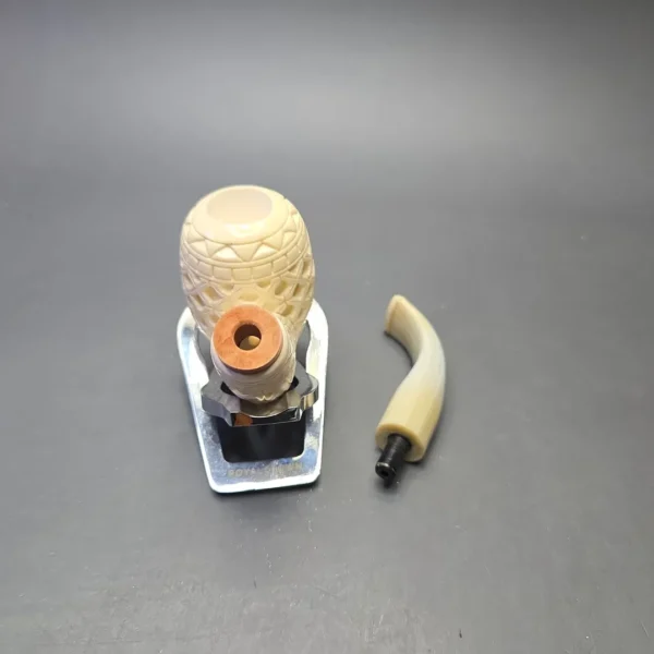MBSD Meerschaum Deluxe Lattice Carved Egg with Briar-Mortise (New) - Image 12