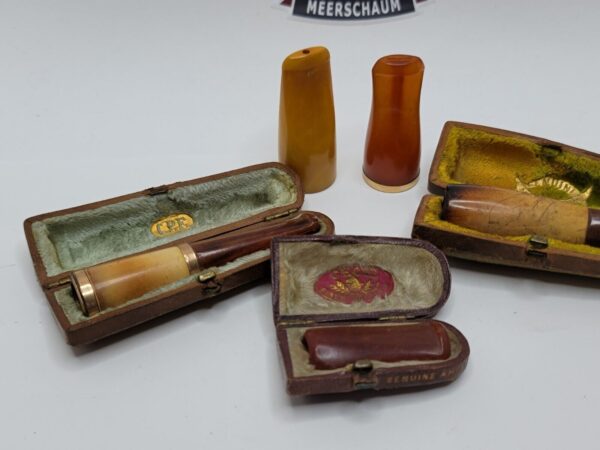 Lot Of 5 Vintage And Antique Meerschaum And Amber Meerschaum Holder Pipes [SOLD OUT] - Image 3