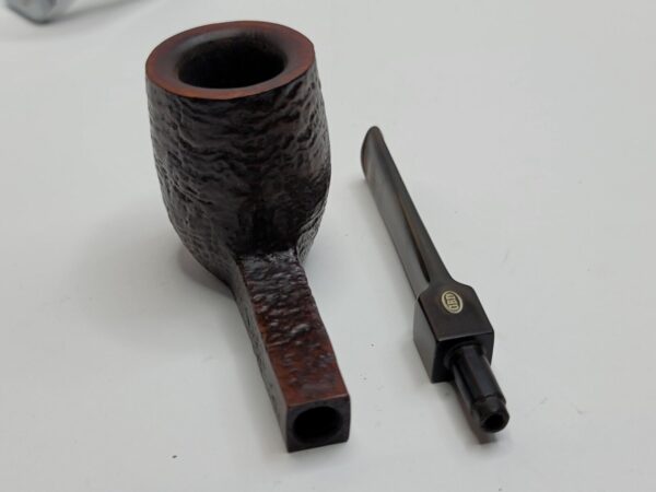 GBD Prehistoric 9491 Sandblasted Square Shank Estate Briar Pipe, London England [SOLD OUT] - Image 16