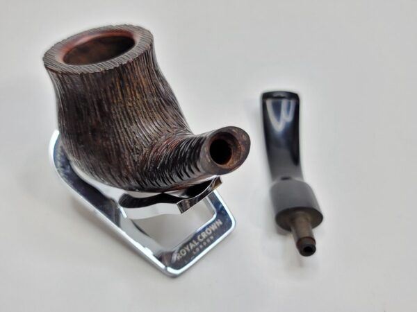 GBD Rock Root Collector 9697 Bent Urn Estate Briar Tobacco Pipe, London [SOLD OUT] - Image 17