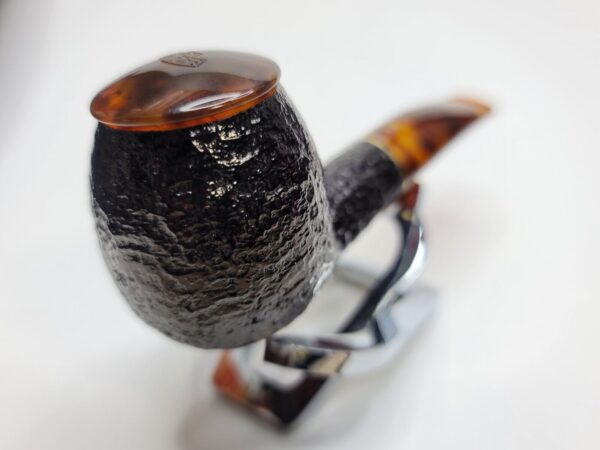 Savinelli Tortuga 173 Apple Bulldog Hybrid Rusticated Briar Tobacco Pipe, 6mm [SOLD OUT] - Image 6