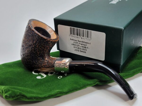 Peterson Arklow 127 Sandblasted Bent Dublin Briar Tobacco Pipe, Fishtail [SOLD OUT] - Image 4